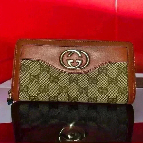 Gucci Monogram Wallet - Picture 1 of 12